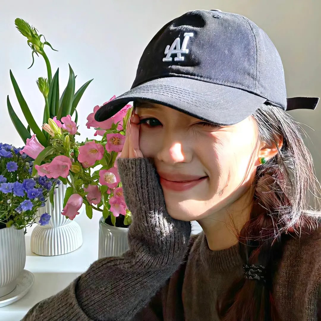 橙色女孩